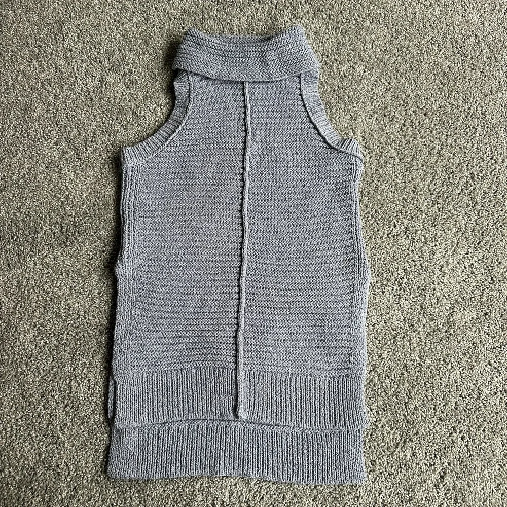 ANTHROPOLOGIE Pilcro Turtleneck Sweater Vest Blue. Size XS. MSRP $120
